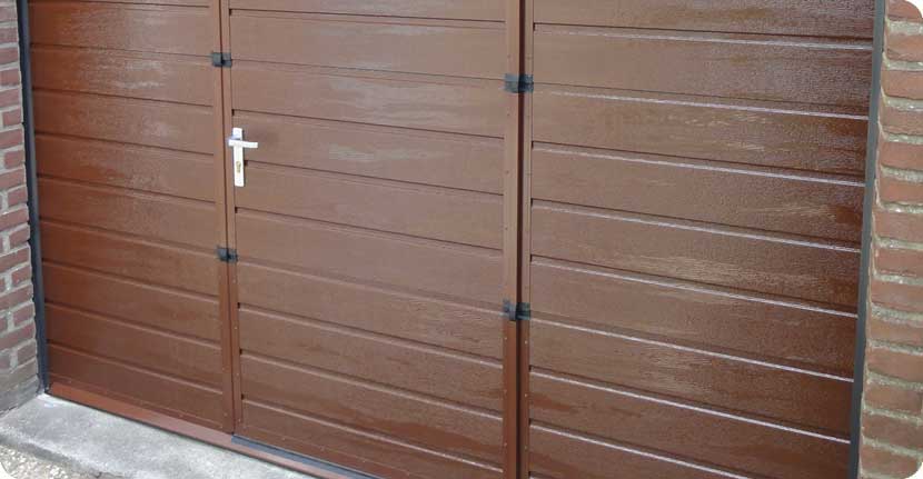 Garagedeuren met loopdeur